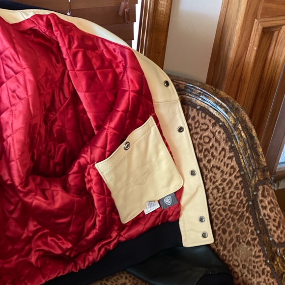 Vintage Harley Davidson Jacket! Collector Piece - Picture 6 of 14